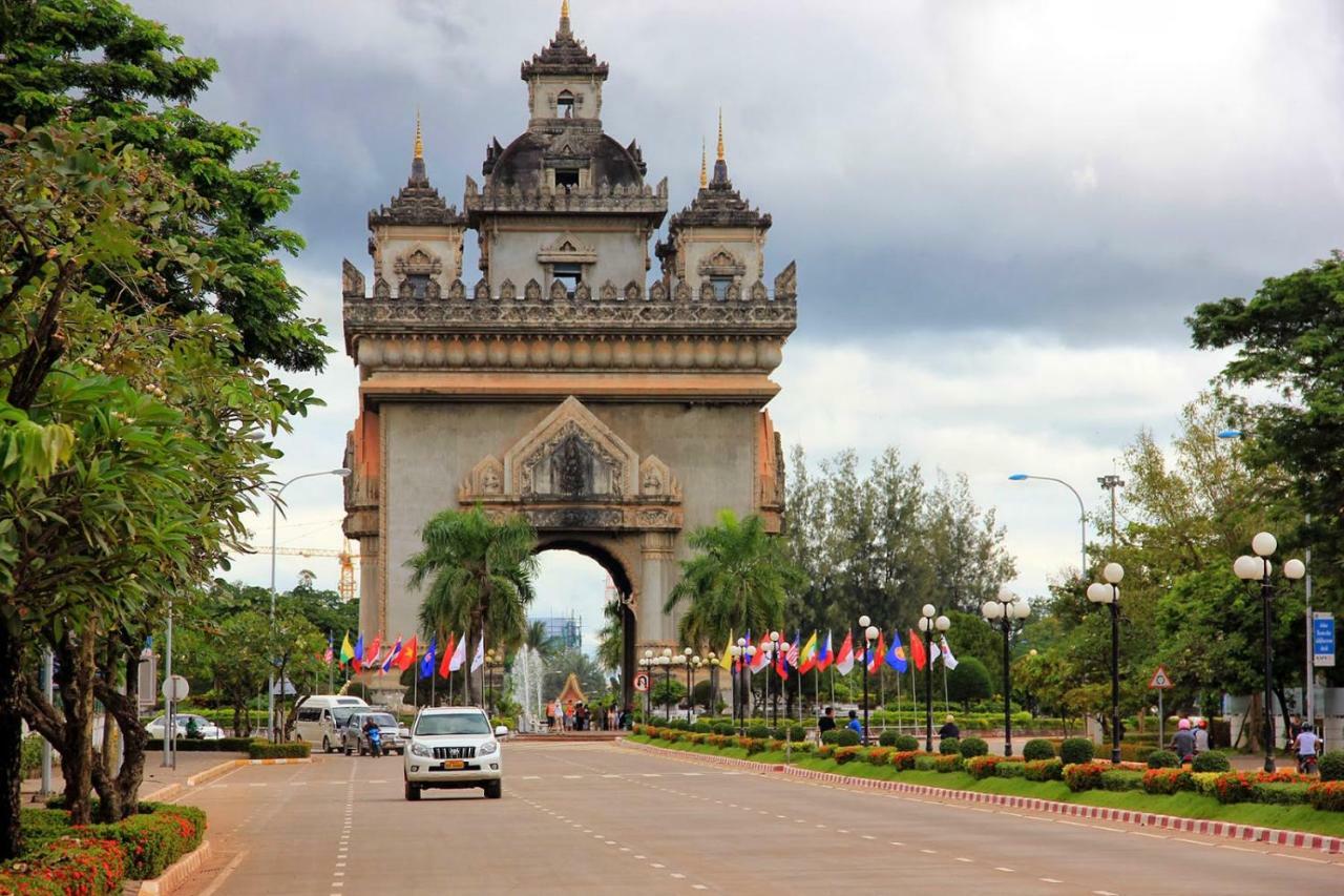 My Box Hostel & Cafe Vientiane Dış mekan fotoğraf